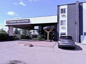 Premium Inn & Suites - Image 2