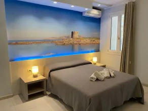 Hotel on the promenade of Stintino - Image 5