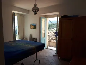 Charming renovated apartment in pictoresque village - Image 4