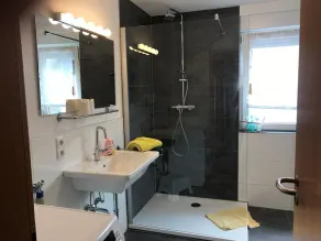Familienfreundliches tolles Apartment mit Grill - Image 2