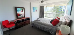 Ocean Views,Opposite Beach & Park, Wi-Fi, Parking- U16 - Image 5