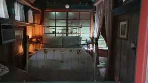 The Old Brush Studio Cabin - Image 3