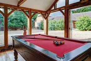 Large Country Idyll for Families or Party Groups - Sleeps 18, Hot Tub & Garden - Image 2