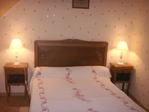 Acogedor gîte cerca del río Sioule con jardín privado - Image 3