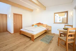 Appartement 'Peter Paul Apt. Gantkofl' avec vue sur les montagnes et terrasse privée - Image 3