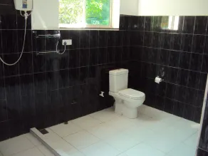Groundfloor in luxury villa near beach in the outskirts of Beruwela, Sri Lanka - Image 2