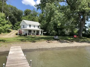 Året rundt søen ved søen ved Keuka Lake - Image 5