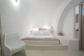 The Globe Suites Villa - Image 3