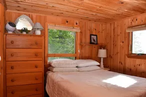 Betty's Place - Cozy ocean front getaway with views of Casco Bay - Image 4