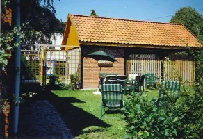 Muito bom, restaurada casa de madeira com jardim e sauna de madeira - Image 3