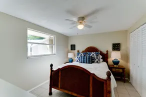 Anna Cabana B: Pool Home, AMI North End, 2 Blocks to Beach by Anna Maria Life Vacation Rentals - Image 3