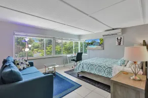 Oasis by Las Olas LUX get away - Image 3