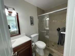 2 Bedroom / 2 Bath Ground Level With a Heated Pool - Image 3