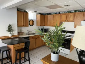 Lovely Two Bedroom Apartment Off Bike Trail - Image 5