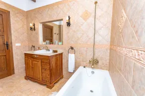 Cubo's Villa Ana Valtocado. Vues spectaculaires et piscine privée - Image 3