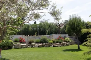 Gite de Charme Avec Piscine à Débordement Dans ms Provençal - Image 4
