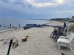 Dreamy Beachfront Cottage with NYC views - Image 2