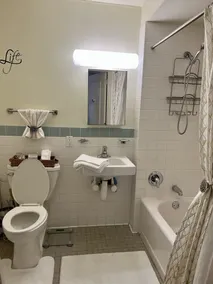 Cozy one bedroom- 5 min walk to yankee Stadium - Image 3