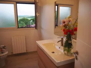 Ein Haus mit Garten und schöner Aussicht in La Rioja - Image 4