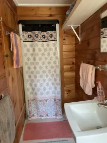 Lakefront Cottage 3BR Mid Maine, China Lake, Belgrade close to coast, wifi - Image 2