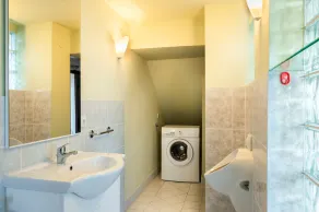 Our sea view house offers space on 400 square meters for 2-10 people - Image 3