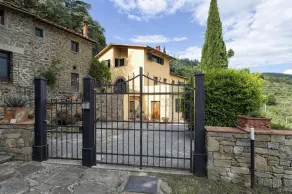 Villa in Torreone with 4 bedrooms sleeps 10 - Image 4