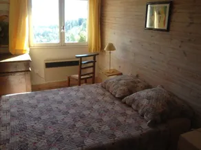 SEYNE LES ALPES—Chalet on the hills above the village, facing south - Image 4