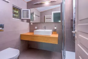 Villa Pinewood - Six Bedroom Villa, Sleeps 12 - Image 3