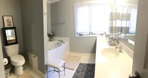 A beautiful home in a quiet neighborhood!  - Image 4