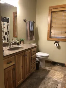 Pine Trails Hideaway - Waterview on 3 acres, near Dells, firepit, private trails - Image 4
