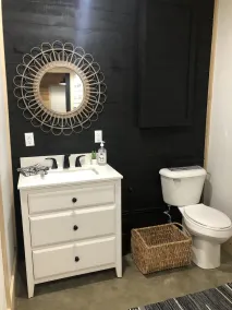 Evergreen Lodge newly remodeled studio apartment located close to Rend Lake - Image 2