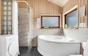 Dejligt hjem i ørsted med sauna - Image 4