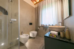 Villa « Le Sughere » avec vue mer, piscine, terrasse et Wi-Fi - Image 4
