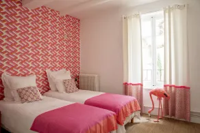 Charming cottages, 10 bedrooms, 25 beds, swimming pools, and numerous amenities - Image 3