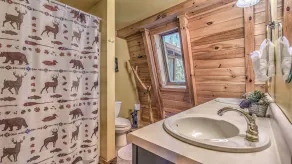 Aska Adventure Cabin on 3 Acres • Hot Tub • Screened Decks • Game Loft - Image 3