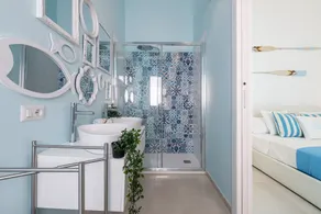 Pet-Friendly Apartment 'La Casa dei Naviganti' with Courtyard and Wi-Fi - Image 2