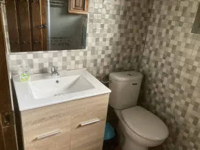 Wunderschön gelegenes Ferienhaus mit privatem Pool - Image 2