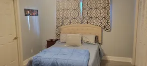 Cheerful 3 bedrooms house with a pool -1 mn from Nasa - 5 -6  PEOPLE MAX - Image 2