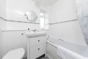 Cosy 2B Home near Milton Keynes Centre - Image 2