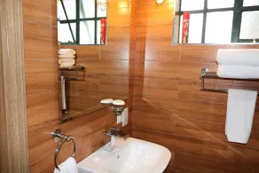 Maanzoni Lodge - Image 2