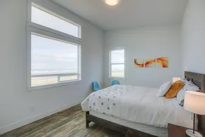 True Beachfront! 4BR, 4BA with amazing views and direct beach access. Hot Tub! - Image 5