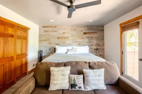 Der Steiermark Unit 108 - Cozy King Studio Off Main St & Peak 9 Base w AC, Balcony, Shared Hot Tub & Free Parking - No Fireplace - Image 5
