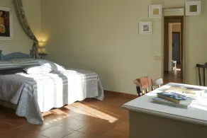 Finely furnished apartment with swimming pool and air conditioning - Image 5