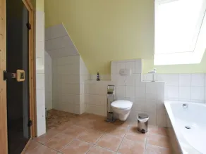 5-Zimmer-Ferienunterkunft in Zierow mit Garten - Image 5