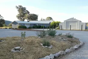 Winery Cottage on Scenic Acreage - Image 5