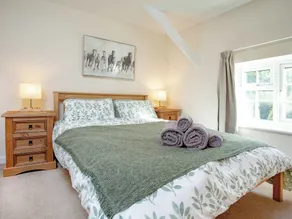 2 bedroom accommodation in Ottery St Mary - Image 5