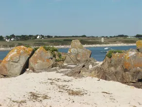 Confortável casa com jardim encantador na praia de Dourveil - Image 5