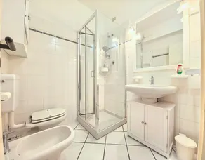 Apartamento \"Casa Ghibli\" con terrazas y Wi-Fi - Image 3