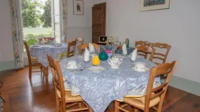 Rosengarten Zimmer viel Komfort und Frühstück inbegriffen - Image 4