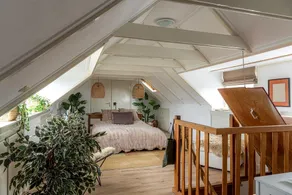 Spacious holiday home in the center of Langweer - Image 5
